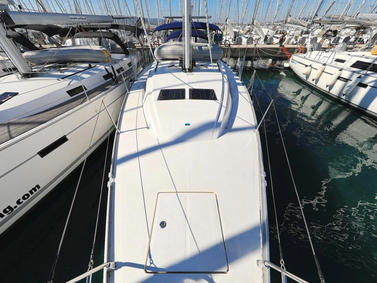 Huur Zeilboot met of zonder schipper Bavaria in Pula
