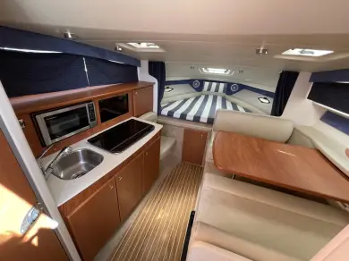 Huur een Bayliner Bayliner 285 Cruiser in Nice