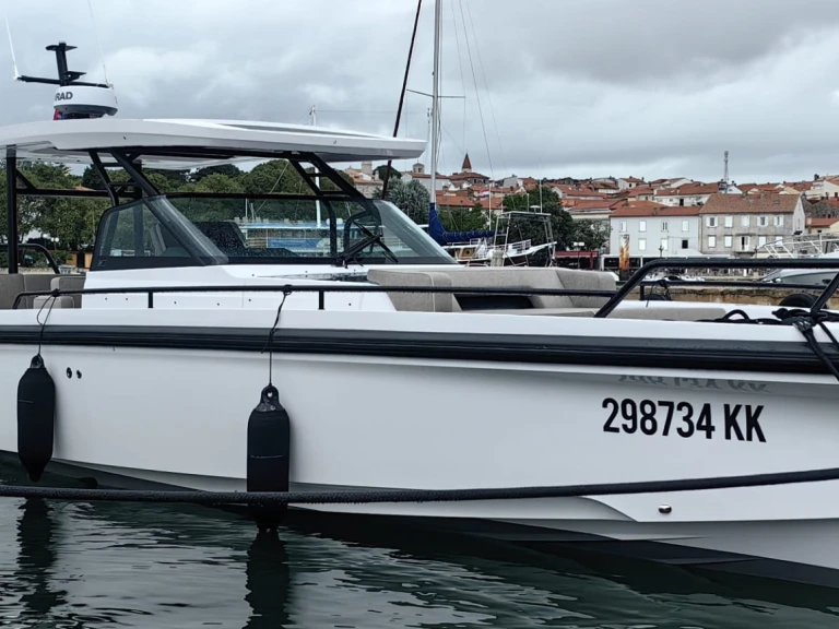 Bootverhuur Axopar Axopar 37 Sun-Top in Krk via SamBoat