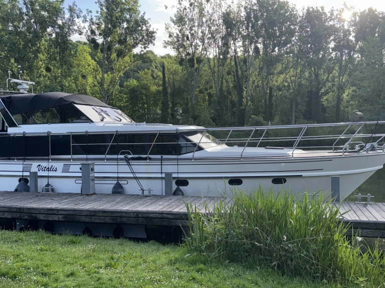 Bootverhuur Lagny-sur-Marne goedkoop Confort 50