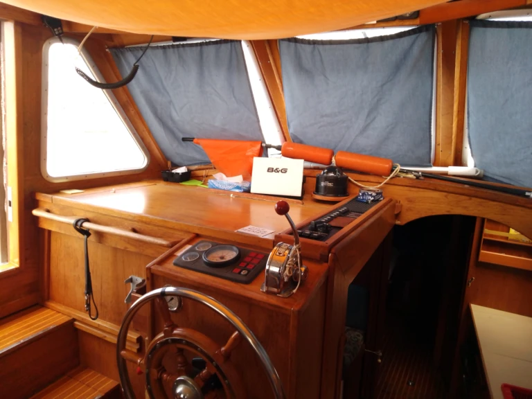Huur Zeilboot met of zonder schipper Siltala in La Rochelle