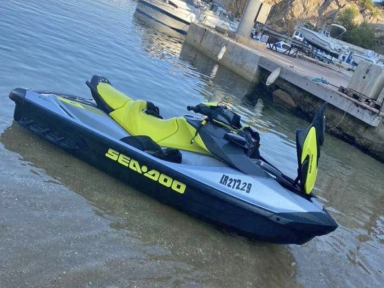 Huur een Sea-Doo GTI se 170 in Martigues