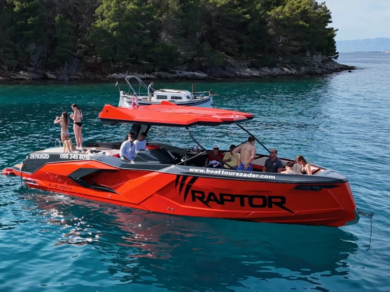 Huur Motorboot met of zonder schipper Alesta in Zadar