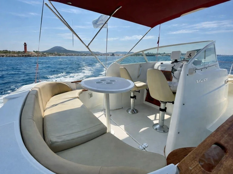 Motorboot te huur in Le Cap d'Agde voor de beste prijs