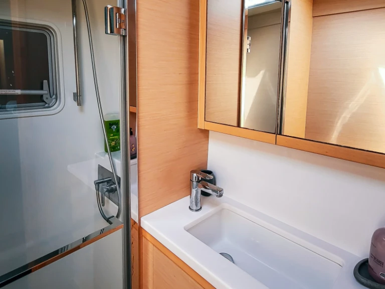 Verhuur Catamaran in Lávrio - Lagoon Lagoon 52 F