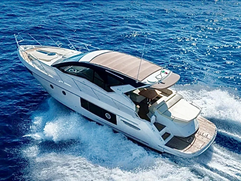 Huur Jacht met of zonder schipper Cranchi in Antibes