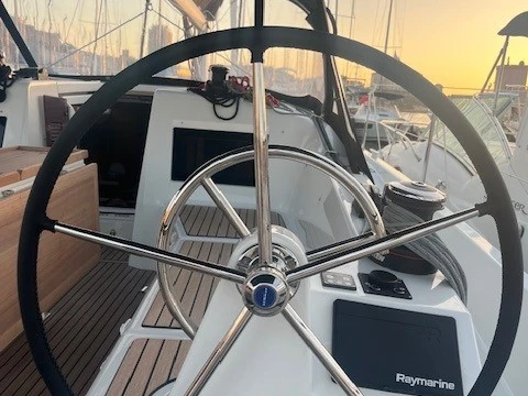 Verhuur Zeilboot in Marseille - Jeanneau Sun Odyssey 410