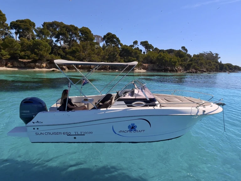 Pacific Craft Pacific Craft 650 SC te huur van particulier of professional in Golfe-Juan