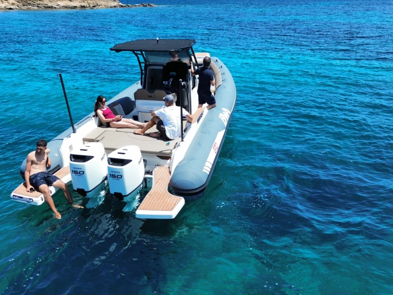 Huur een Bwa 32gt in Porto Rotondo