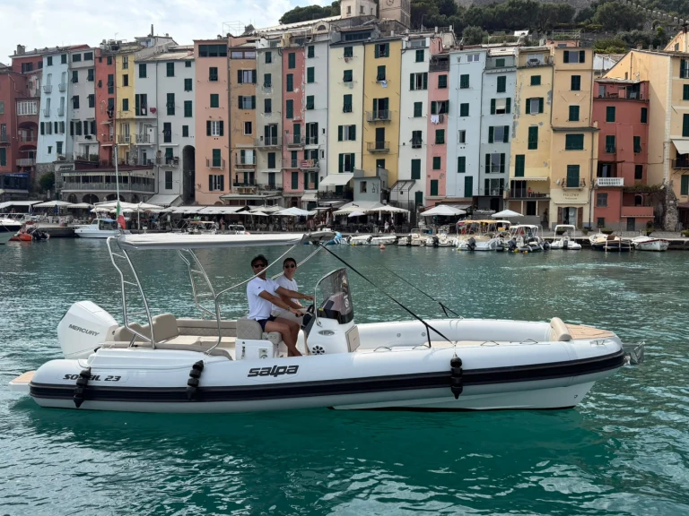 RIB te huur in La Spezia voor de beste prijs