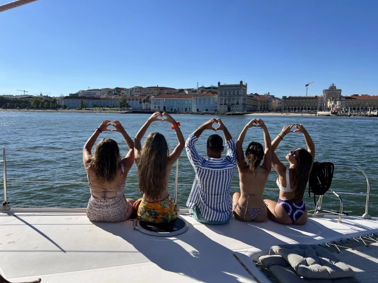 Catamaran te huur in Lissabon voor de beste prijs