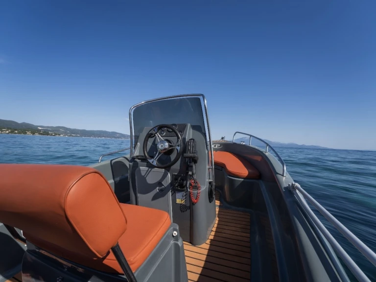 Bootverhuur Wereld goedkoop Blu Water 170