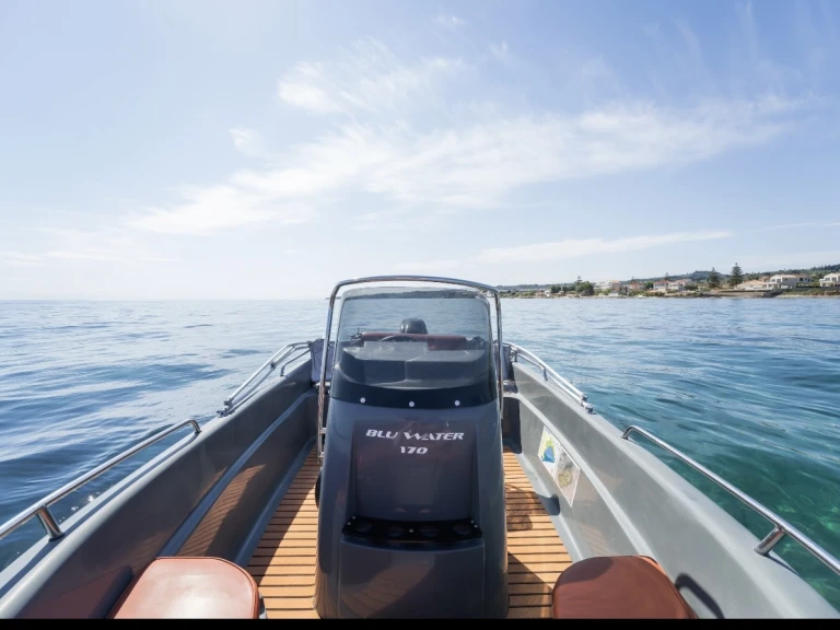 Huur Motorboot met of zonder schipper Poseidon in Wereld