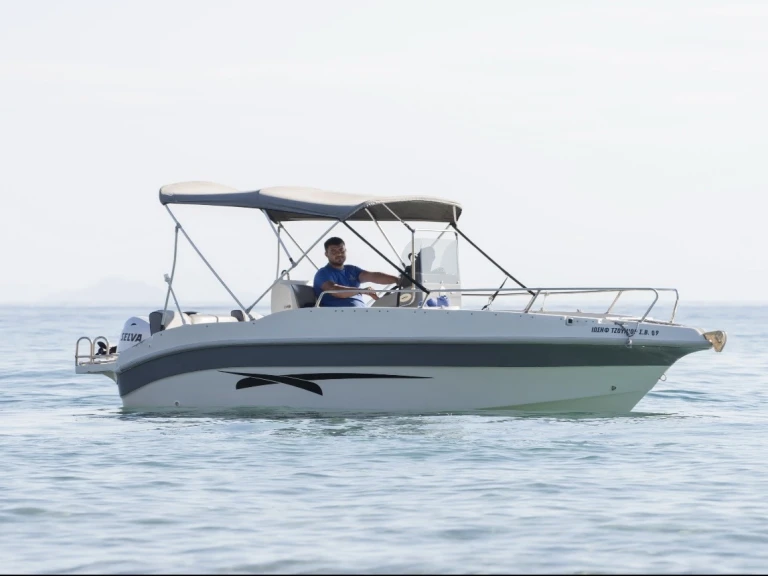 Bootverhuur Zakynthos goedkoop Nireus Ω53 Elegance 