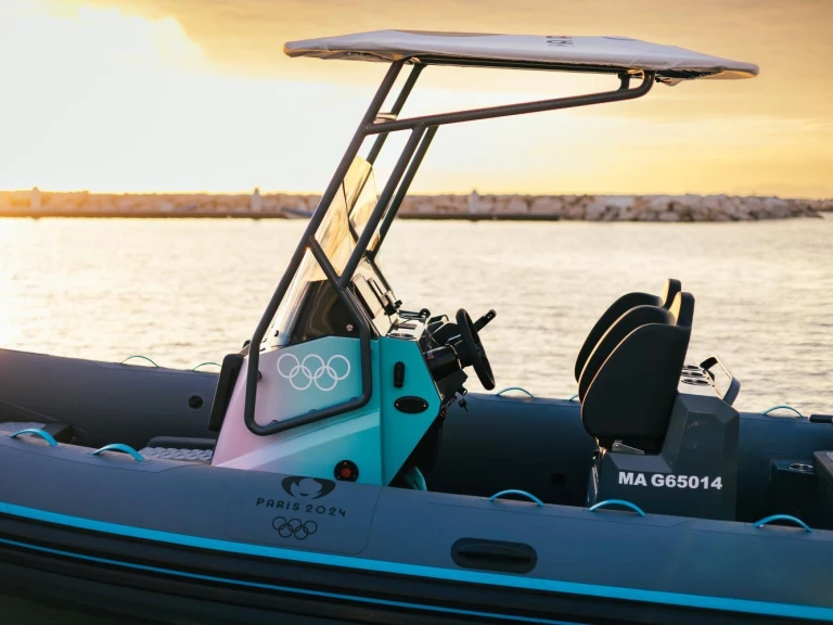 Huur een Highfield Highfield Sport 800 in Les Sables-d'Olonne