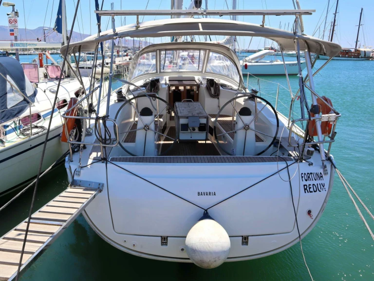 Bavaria Bavaria Cruiser 40 /3cab te huur van particulier of professional in Álimos