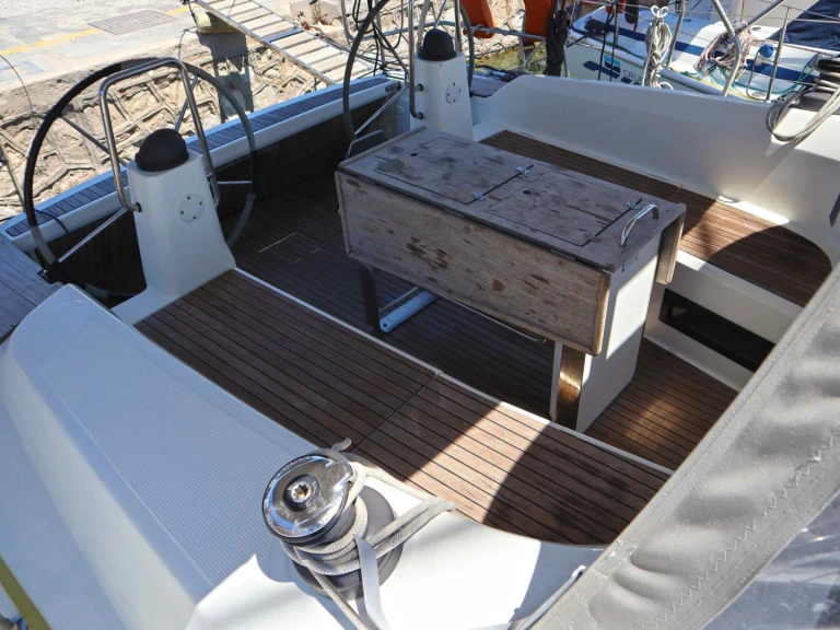 Huur Zeilboot met of zonder schipper Bavaria in Néa Péramos