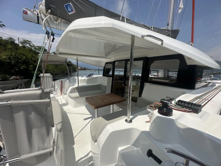 Jachthuur in Tivat - Excess Excess 11 (Cat)/6 cab via SamBoat