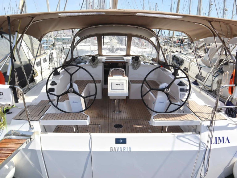 Verhuur Zeilboot Bavaria met vaarbewijs