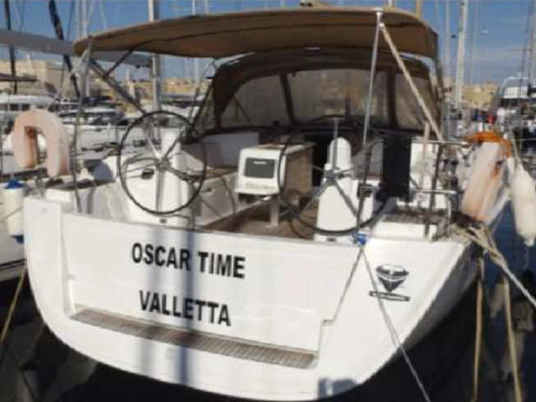 Bootverhuur Dufour Dufour 450 /4cab in Kalkara via SamBoat