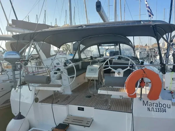 Zeilboot te huur in Lefkáda voor de beste prijs
