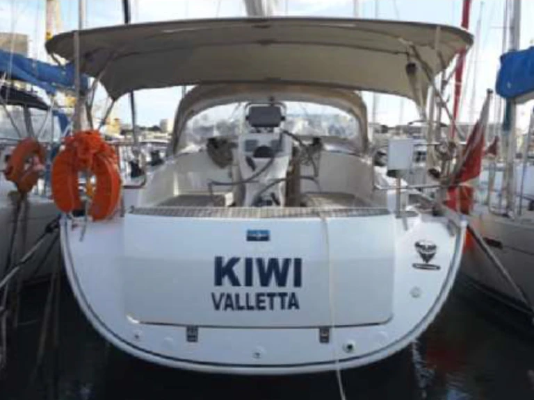 Huur een Bavaria Bavaria Cruiser 36 /3cab in Kalkara