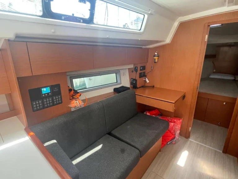 Verhuur Zeilboot in Paros (Eiland) - Bavaria Bavaria C42 /3cab