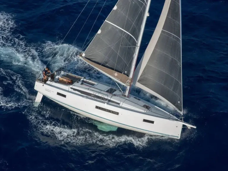 Huur Zeilboot met of zonder schipper Jeanneau in Bormes-les-Mimosas