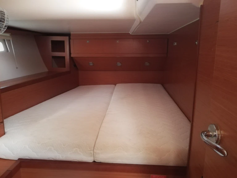 Bootverhuur Dufour Dufour 520 Grand Large /5cab in Kalkara via SamBoat