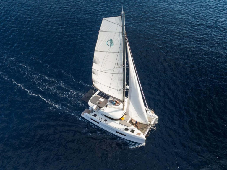Huur Catamaran met of zonder schipper Lagoon in Néa Péramos
