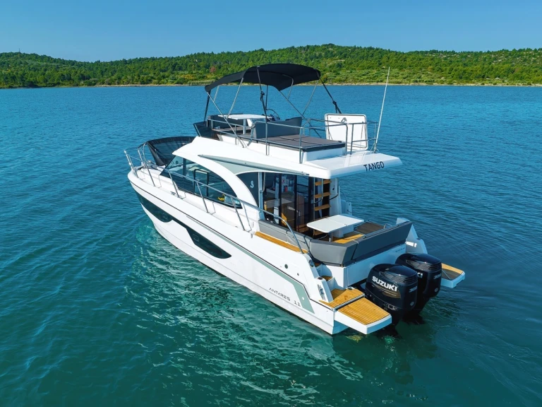 Bootverhuur Biograd na Moru goedkoop Antares 11 FLY