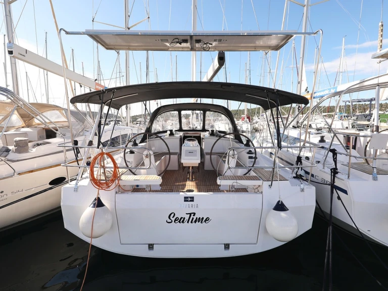 Zeilboot te huur in Biograd na Moru voor de beste prijs