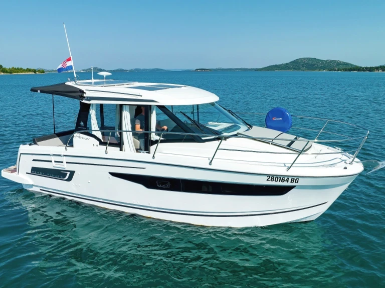 Verhuur Motorboot in Biograd na Moru - Jeanneau Merry Fisher 895