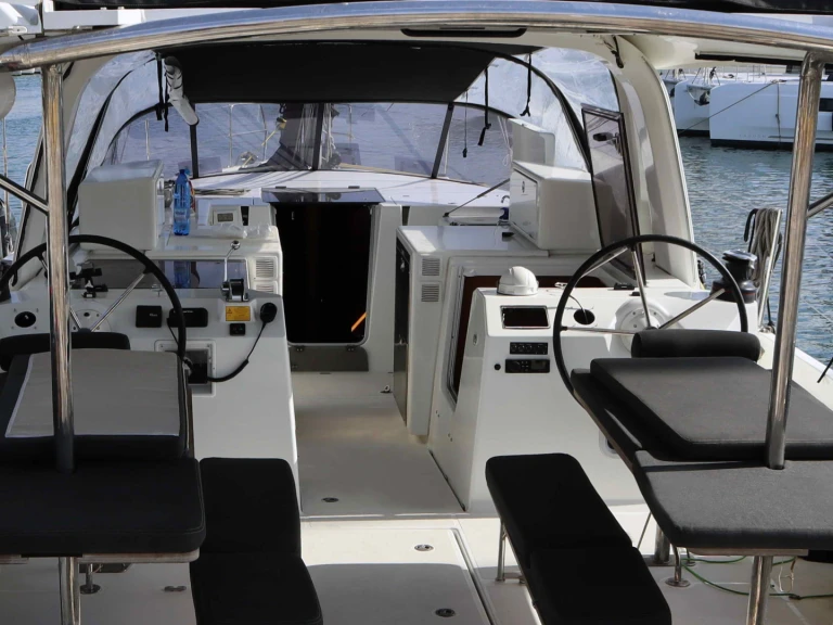 Verhuur Zeilboot in Néa Péramos - Jeanneau Sun Loft 47 /7cab