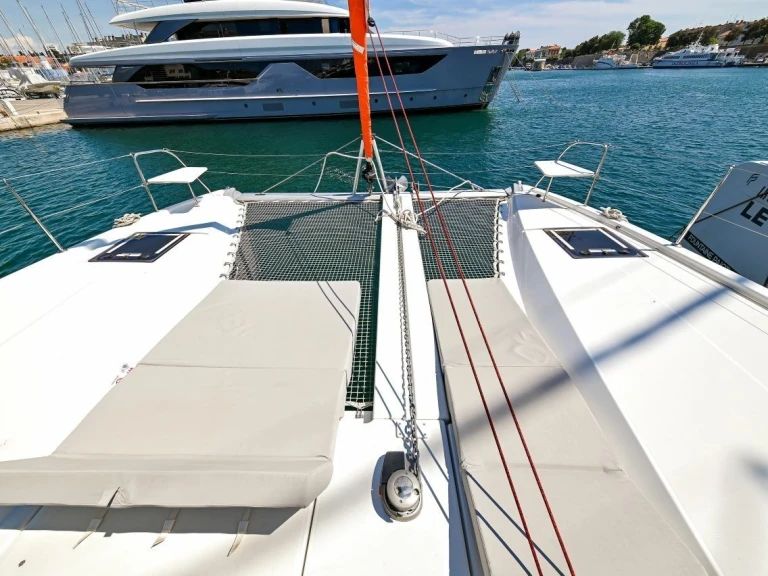 Verhuur Catamaran Excess met vaarbewijs