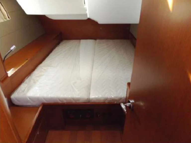 Bénéteau Oceanis 48 /5cab te huur van particulier of professional in Kalkara