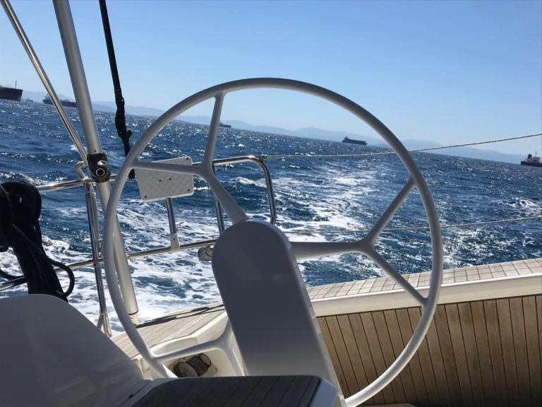 Huur een Bavaria Bavaria Cruiser 46 /4cab in Gouviá