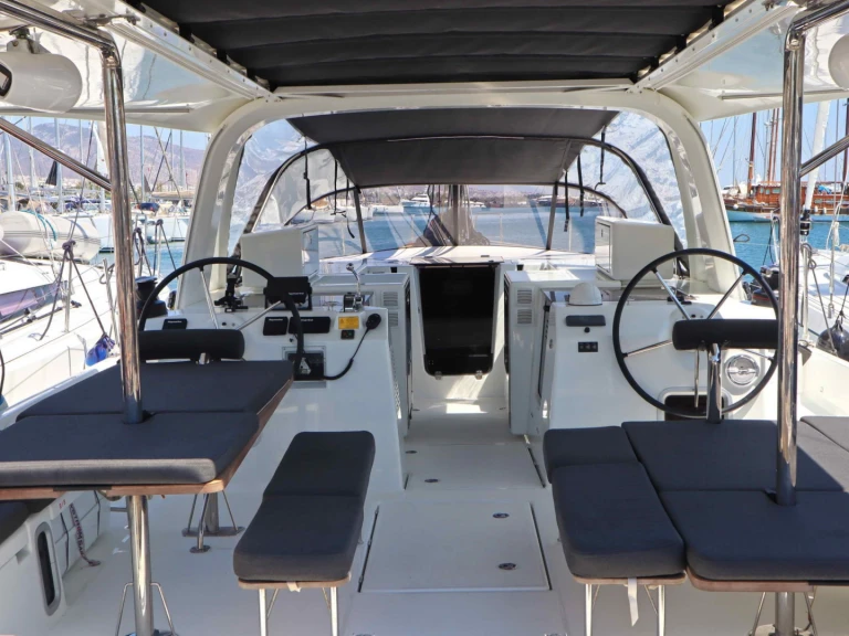 Jachthuur in Álimos - Jeanneau Sun Loft 47 /7cab via SamBoat
