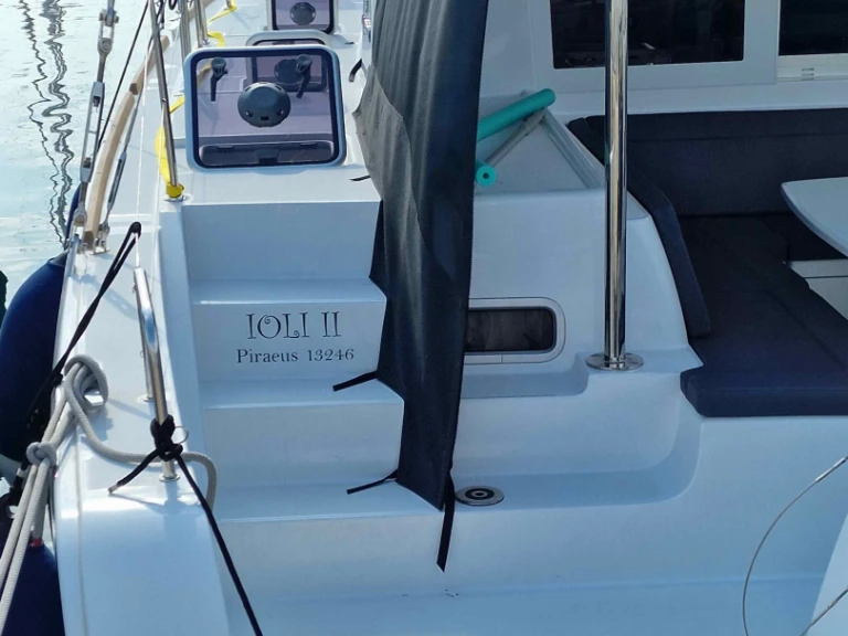 Bootverhuur Lagoon Lagoon 40/4 cab in Álimos via SamBoat