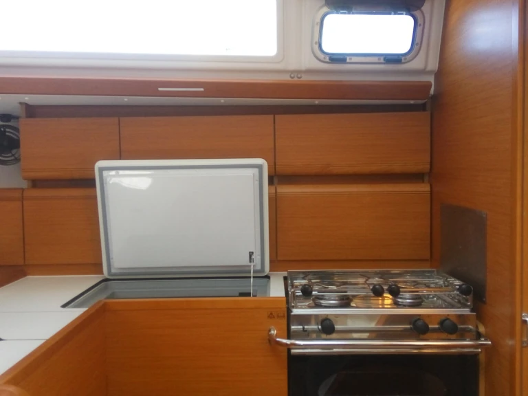 Bootverhuur Álimos goedkoop Sun Odyssey 449 /4cab