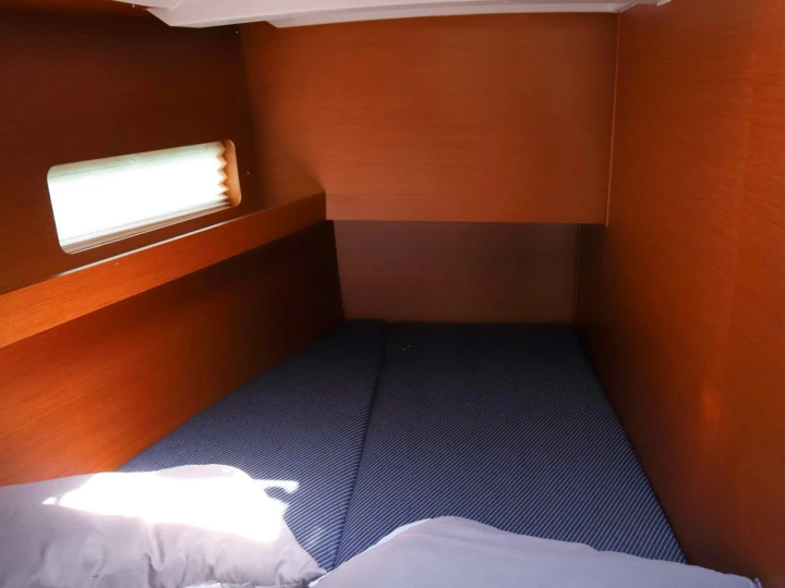 Jachthuur in Álimos - Jeanneau Sun Loft 47 /7cab via SamBoat