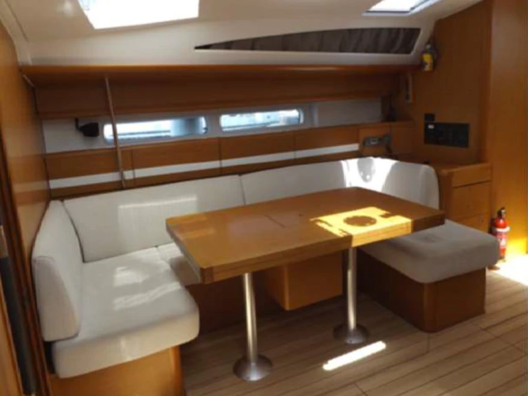 Jeanneau Jeanneau 53 /6cab te huur van particulier of professional in Kalkara