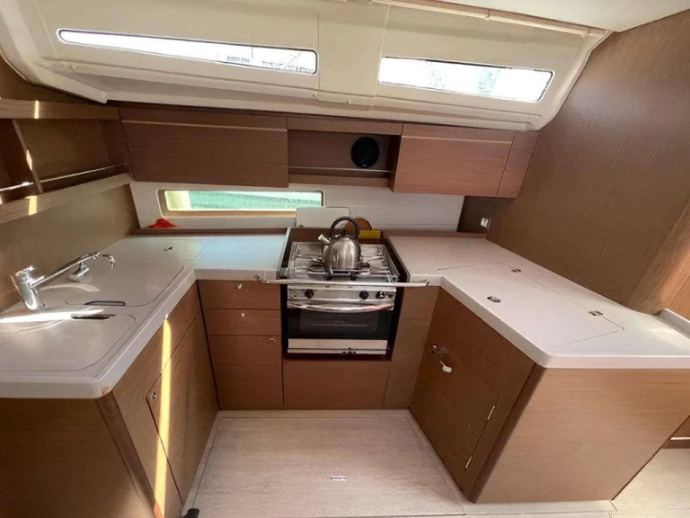 Verhuur Zeilboot in Lefkáda - Bénéteau Oceanis 40.1