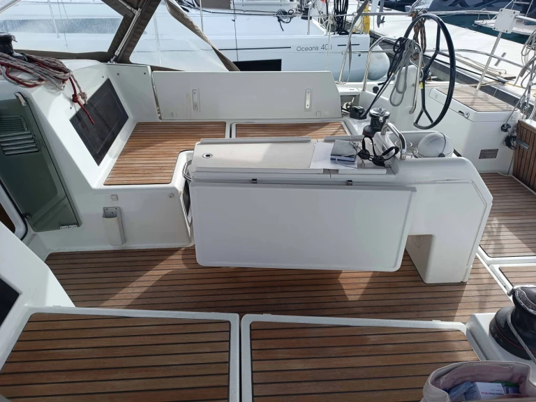 Huur Zeilboot met of zonder schipper Jeanneau in Gouviá