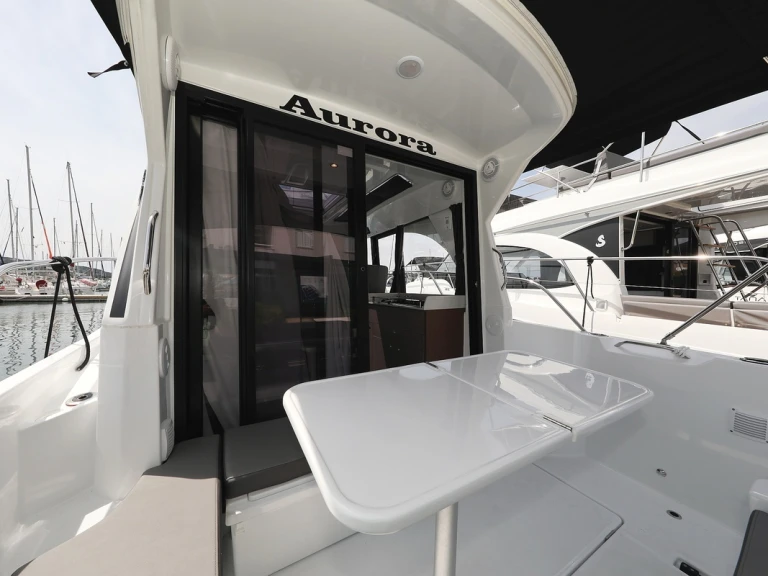 Bootverhuur Bénéteau Antares 9 OB in Biograd na Moru via SamBoat
