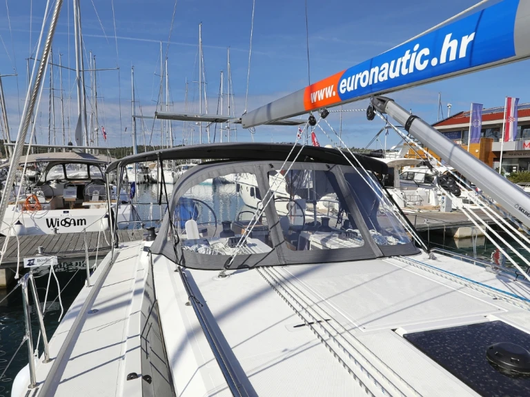 Bootverhuur Biograd na Moru goedkoop Bavaria C42