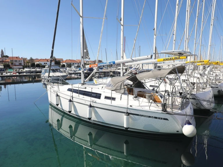 Bootverhuur Biograd na Moru goedkoop Cruiser 34