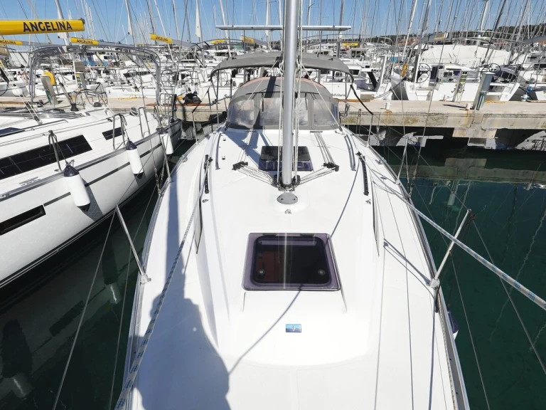 Verhuur Zeilboot in Biograd na Moru - Bavaria Cruiser 34