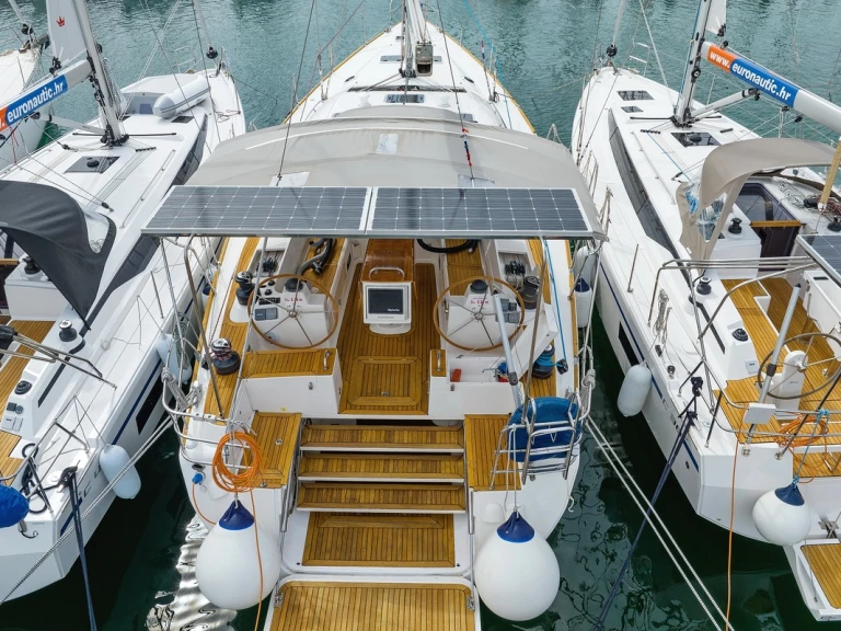 Elan Impression 514 te huur van particulier of professional in Biograd na Moru