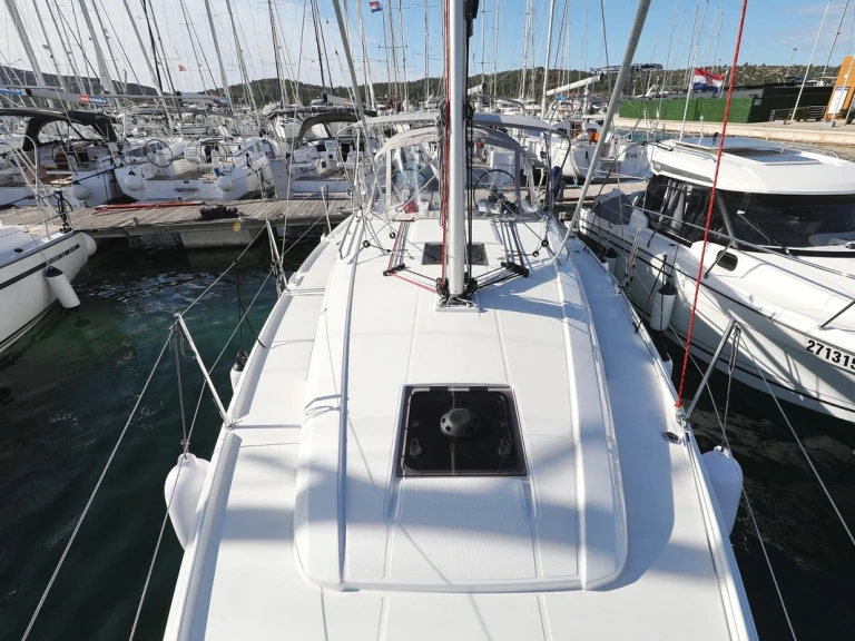 Huur Zeilboot met of zonder schipper Bénéteau in Biograd na Moru